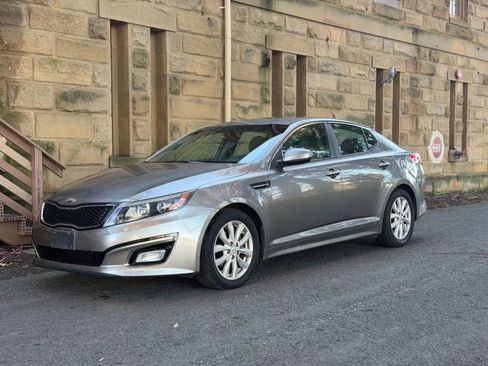 Used 2015 Kia Optima EX image 33