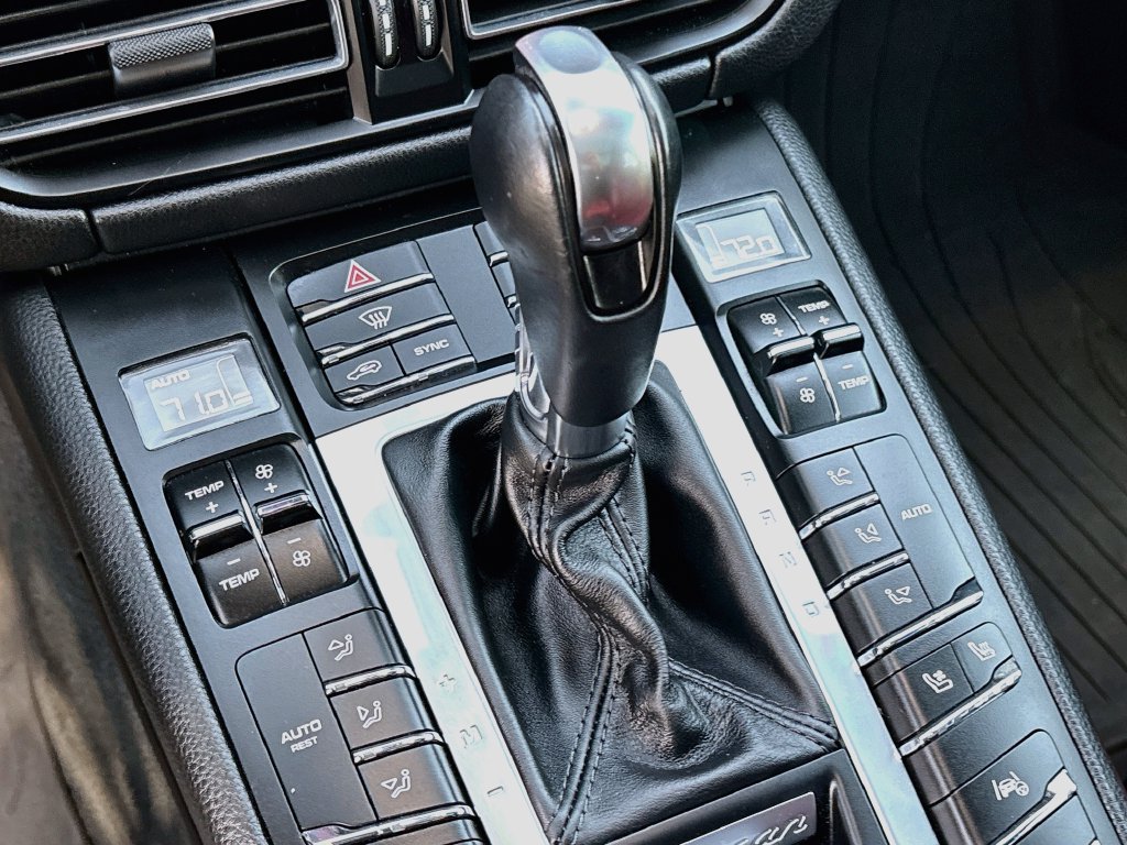 Used 2020 Porsche Macan S AWD/4WD image 42