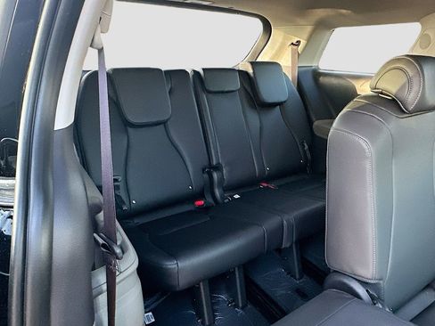 New 2026 Kia Carnival image 27