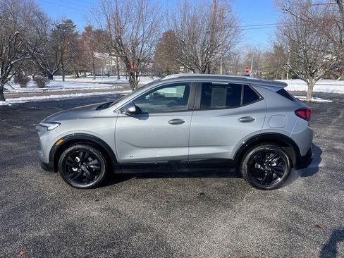Used 2025 Buick Encore GX Sport Touring w/ Advanced Technology Package image 7
