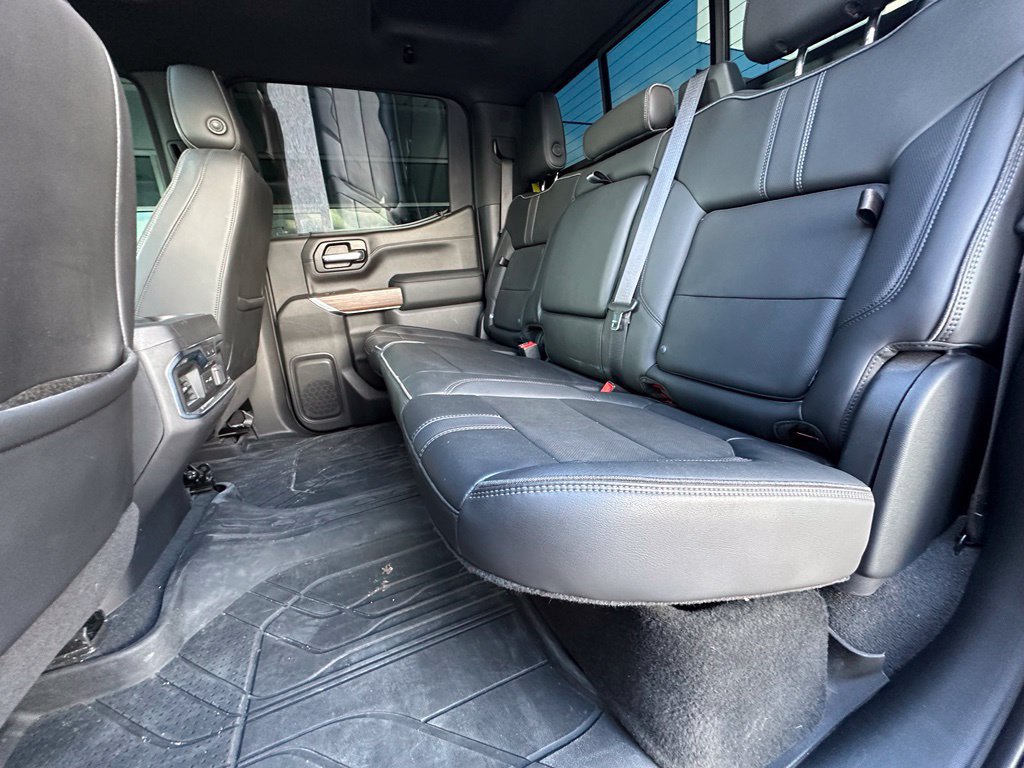 Used 2021 Chevrolet Silverado 1500 High Country w/ Technology Package AWD/4WD image 34