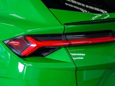 Used 2023 Lamborghini Urus Performante image 25