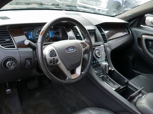 Used 2013 Ford Taurus Limited image 15