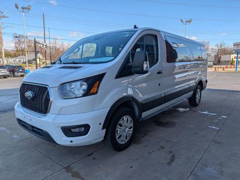 Used 2024 Ford Transit 350 XLT RWD image 3