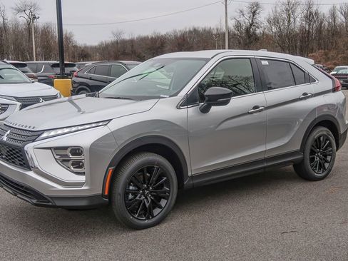New 2026 Mitsubishi Eclipse Cross LE image 1