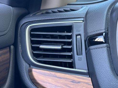 Used 2017 Honda CR-V EX image 28