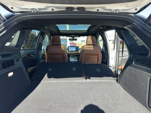 Used 2022 Lincoln Nautilus Reserve image 39