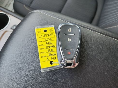 Used 2020 GMC Acadia SLE w/ Driver Convenience Package image 42