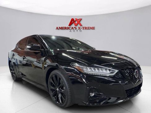 Used 2022 Nissan Maxima SR w/ Sport Mat Group image 9