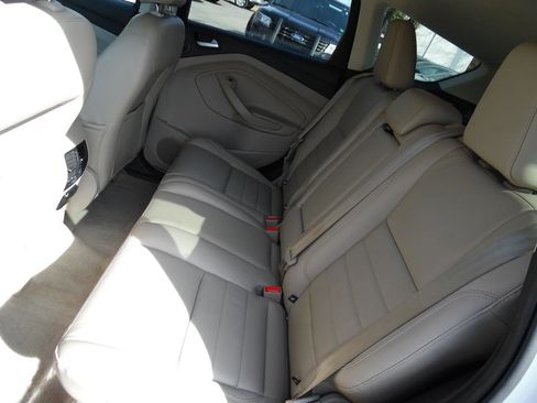 Used 2016 Ford Escape Titanium image 17