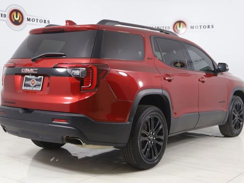Used 2023 GMC Acadia SLT w/ Elevation Edition image 3