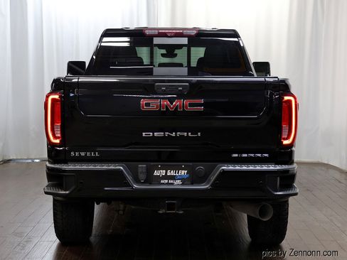 Used 2022 GMC Sierra 2500 Denali w/ Denali Black Diamond Edition image 9