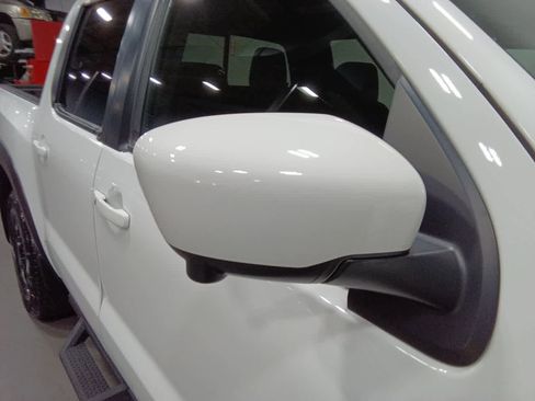 Used 2023 Nissan Frontier PRO-4X w/ Pro Convenience Package image 29