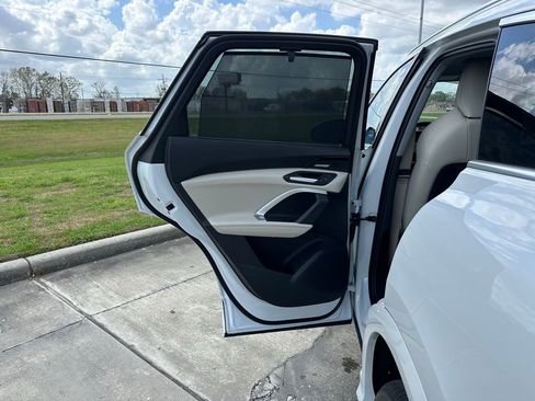 New 2025 Audi Q5 Premium Plus w/ Premium Plus image 21