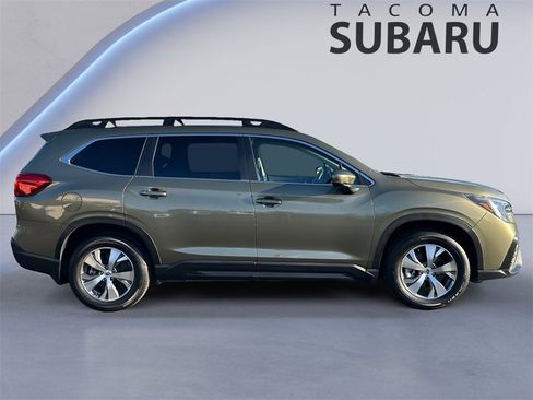 Certified 2024 Subaru Ascent Premium w/ Convenience Package image 3