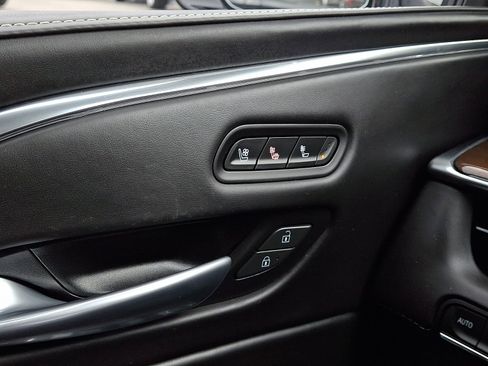 Used 2023 Cadillac Escalade Sport Platinum image 28