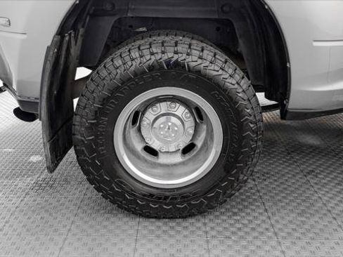 Used 2019 RAM 3500 Big Horn AWD/4WD image 35