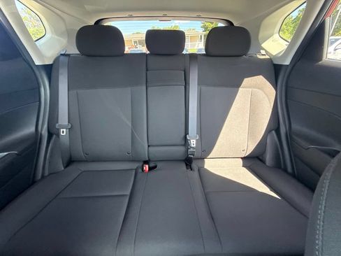 Used 2024 Hyundai Kona SEL AWD/4WD image 6