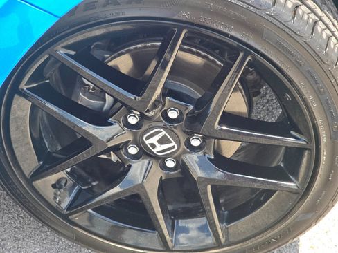 Used 2024 Honda Civic Sport image 3