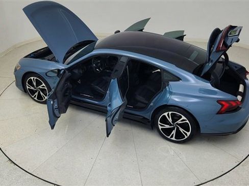 Used 2022 Audi e-tron GT Prestige w/ Prestige Package image 89