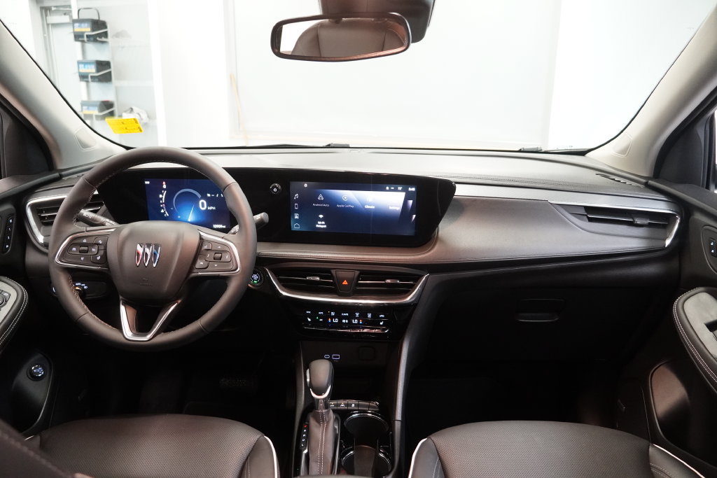 Used 2024 Buick Encore GX Avenir w/ Avenir Convenience Package AWD/4WD image 20