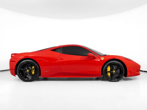 Used 2013 Ferrari 458 Italia Coupe RWD image 10