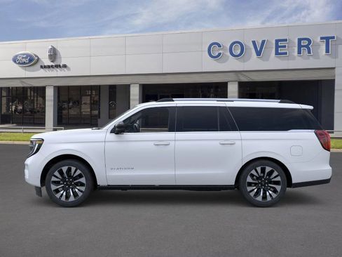 New 2025 Ford Expedition Max Platinum w/ Driver's Package image 3