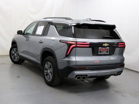 Certified 2024 Chevrolet Traverse LT image 8