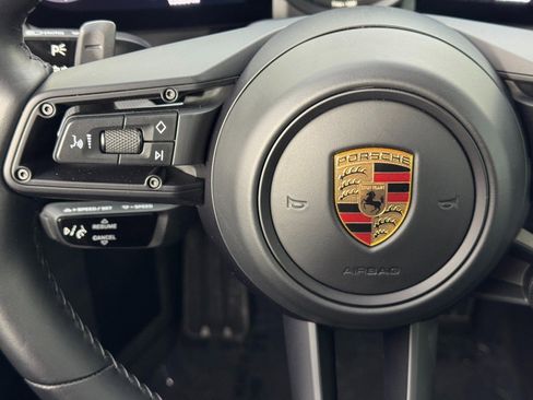 Used 2022 Porsche 911 Carrera S w/ Sport Package image 20