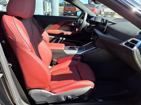 Used 2025 BMW 230i Coupe w/ Premium Package image 12