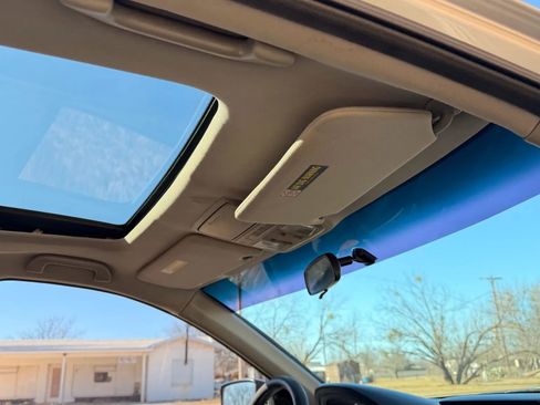 Used 2011 Honda Accord EX image 26