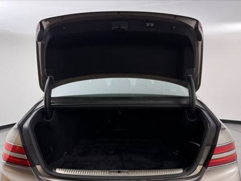 Used 2020 Genesis G90 5.0 Ultimate RWD image 21