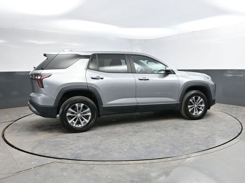 Used 2025 Chevrolet Equinox LT image 10