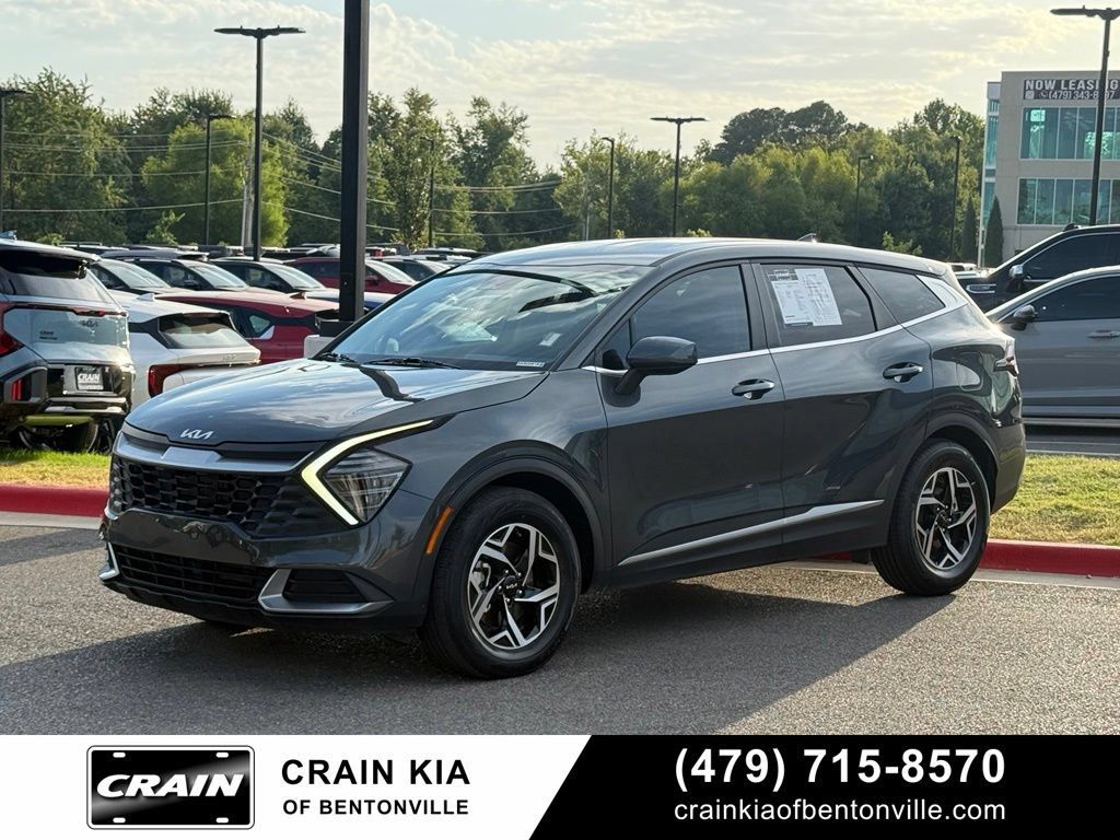 Certified 2024 Kia Sportage LX FWD image 3