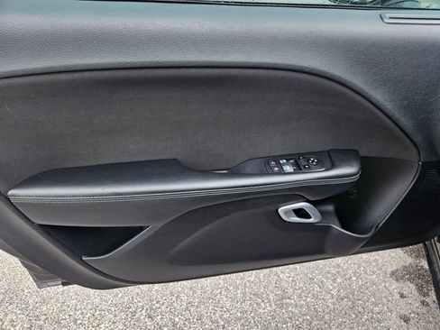 Used 2022 Dodge Challenger GT RWD image 10