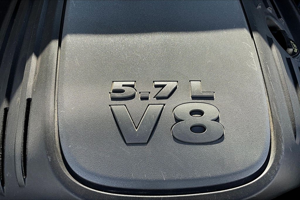 Used 2012 Jeep Grand Cherokee Overland Summit AWD/4WD image 34