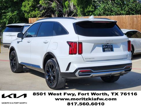 Used 2023 Kia Sorento SX AWD/4WD image 6