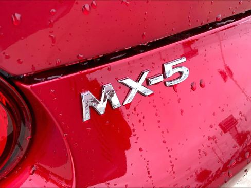 New 2026 MAZDA MX-5 Miata Sport w/ Interior Package RWD image 15