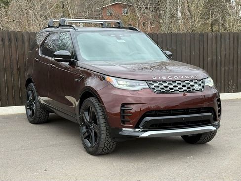 New 2026 Land Rover Discovery Limited Edition AWD/4WD image 8