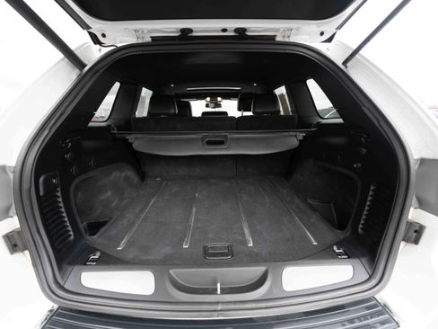 Used 2016 Jeep Grand Cherokee Limited image 27