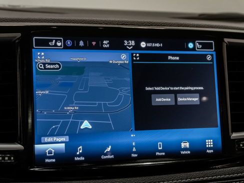 New 2026 Chrysler Pacifica Limited w/ Uconnect Theater Family Group FWD image 16