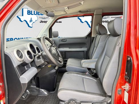Used 2004 Honda Element EX image 11