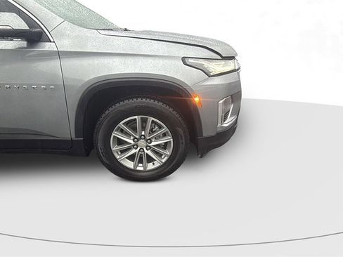 Used 2023 Chevrolet Traverse LT image 20