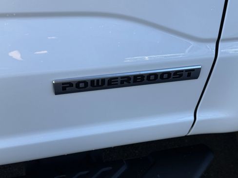 Certified 2023 Ford F150 XLT w/ Equipment Group 302A High image 8