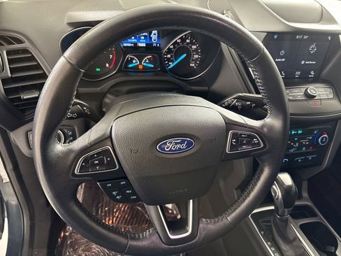 Used 2019 Ford Escape SEL image 24