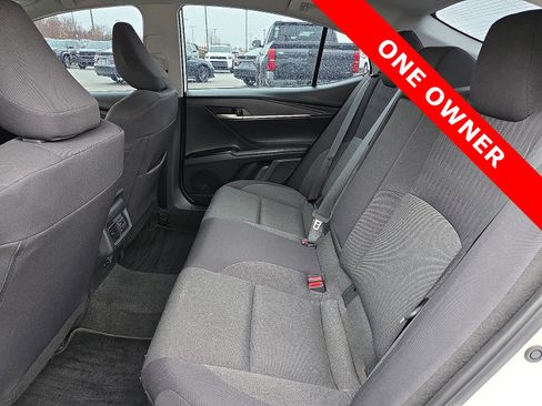 Used 2025 Toyota Camry LE image 9