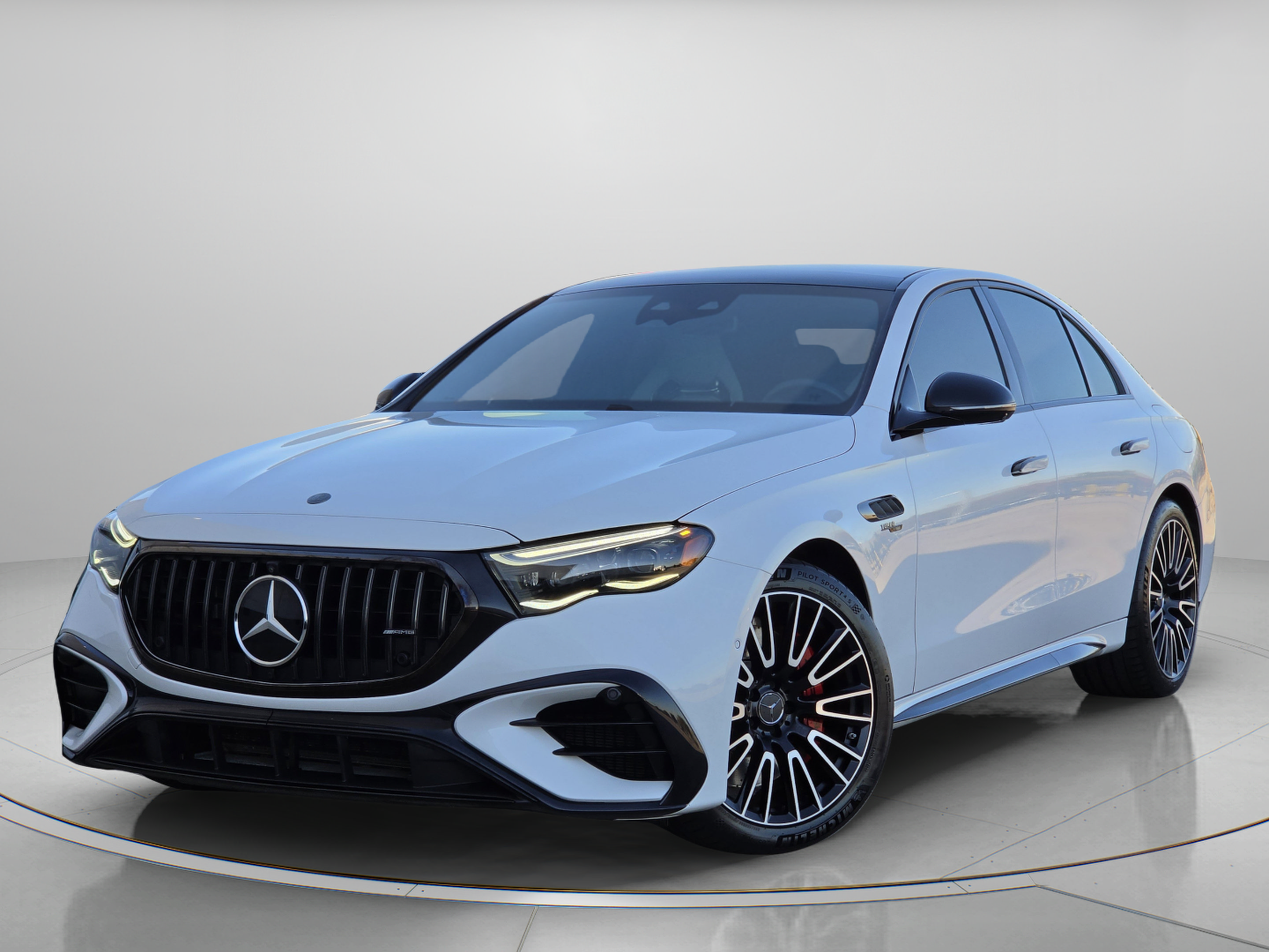 Used 2025 Mercedes-Benz E 53 AMG e 4MATIC Sedan image 1