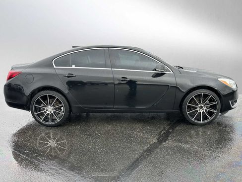 Used 2017 Buick Regal Premium w/ Driver Confidence Package #1 image 2