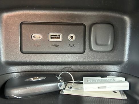 Used 2020 Chevrolet Equinox LT w/ Driver Convenience Package FWD image 29