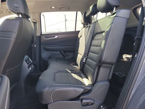 New 2026 Volkswagen Atlas SEL AWD/4WD image 12